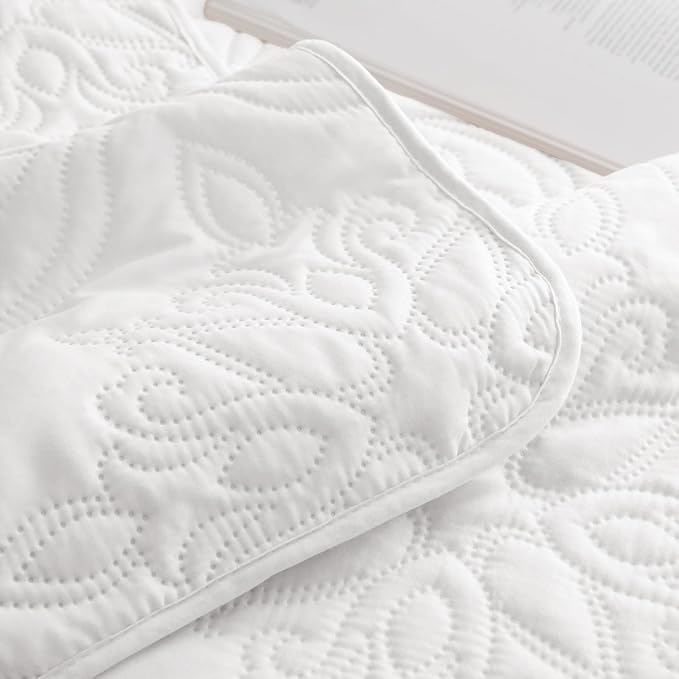 Whale Flotilla Twin Quilt Bedding Set Vintage Damask Reversible Bedspread | Suitable for Bed, 2 Pieces White Lightweight Breathable Quilts Twin Size, Ultrasonic Coverlet Bed Cover with 1 Pillow Sham