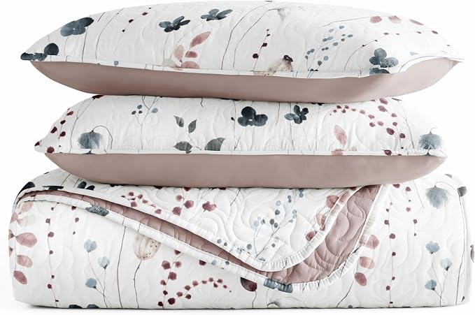 Merit Linens 3 Piece Quilt Set - Super Soft - Lightweight - All Season Quilted Coverlet - Floral Patterns - Full/Queen Mauve