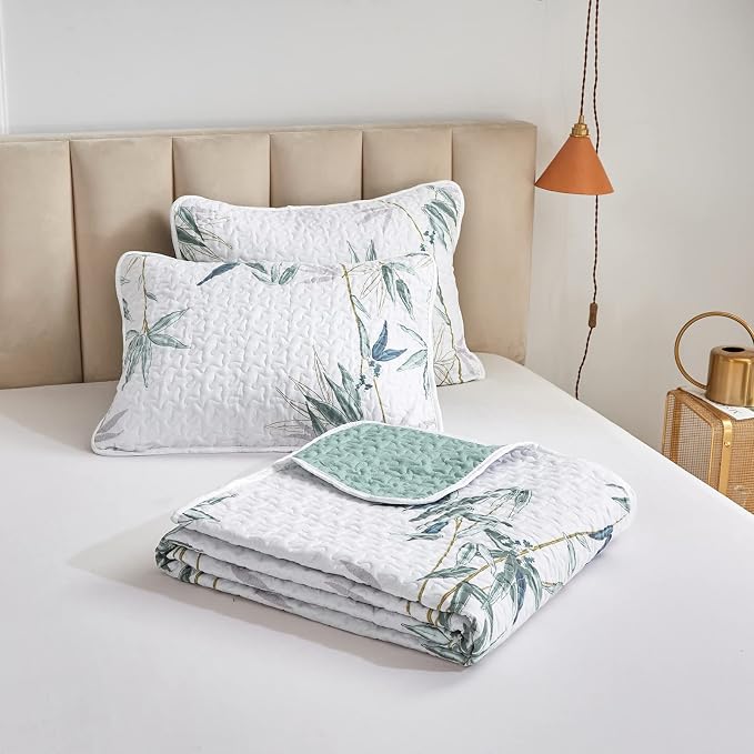 Botanical Quilt Set 3 Piece California King, Green Leaves Printed on White Reversible Bedspread Coverlet Set, Soft Microfiber Lightweight Bed Cover for All Season (102" x 114", 1 Quilt+ 2 Pillow Sham)