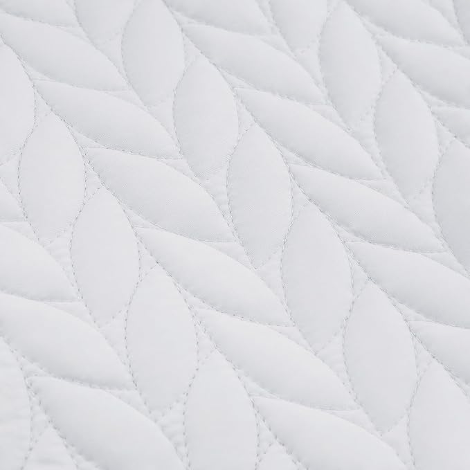 SunStyle Home Queen Quilt Bedding Set, Lightweight Summer Bedspreads,White | Soft Coverlet With 2 Pillow Shams,Morden Style Quilts for All Season, Suitable for Bed,Couch,Bedroom,Guest Room,90"X96"