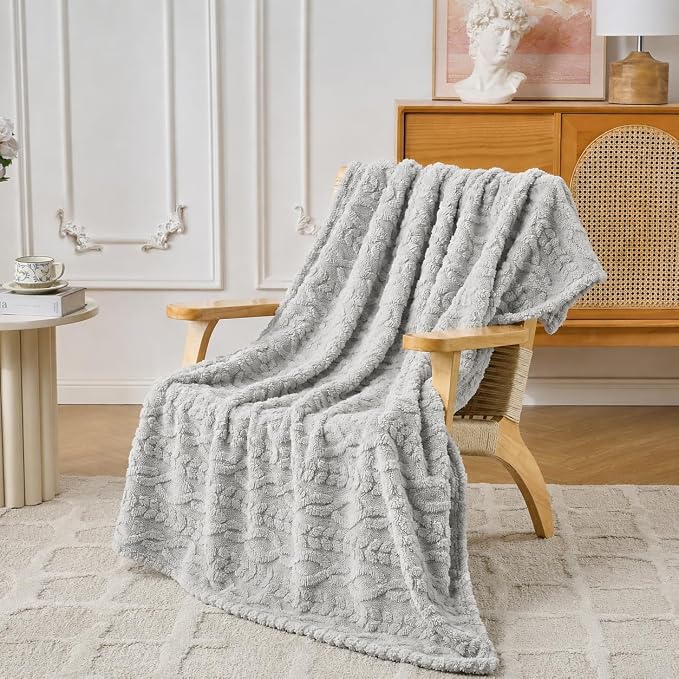 Grey Throw Blanket - Soft & Fluffy Fleece, Cute & Aesthetic, Perfect for Sofa, Couch, Chair, Bed, Living Room & Bedroom, All-Season Use, Plush & Cozy Decorative 50x60 Inch Blanket