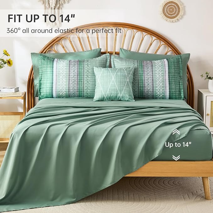 Boho Queen Comforter Size Set, 8 Pieces Sage Green Striped Texture Bed in a Bag Bedding Sets, Lightweight Soft Comforter and Sheet Set, All Season Microfiber Teen Boys Bedding Sets for Men Women