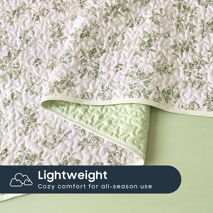 Wake In Cloud - Floral Quilt Set, Shabby Chic Coquette Cottagecore Vintage Flower for Women Teen Girls, Reversible Lightweight Bedspread Coverlet, 3 Pieces, Sage Green, King Size