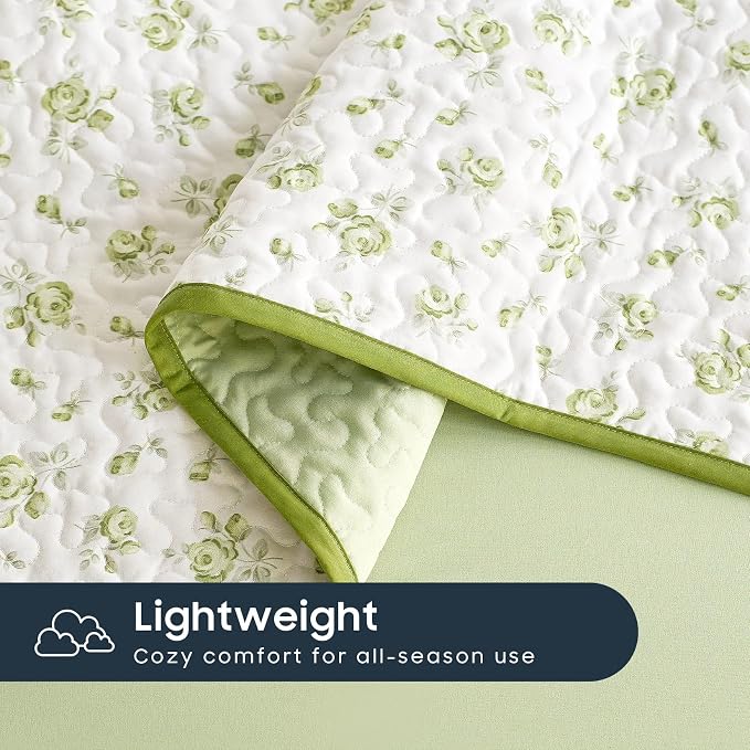 Wake In Cloud - Floral Quilt Set, Coquette Cottagecore Shabby Chic Flower Pattern for Women Teen Girls, Reversible Lightweight Bedspread Coverlet, 3 Pieces, White Green, Queen/Full Size