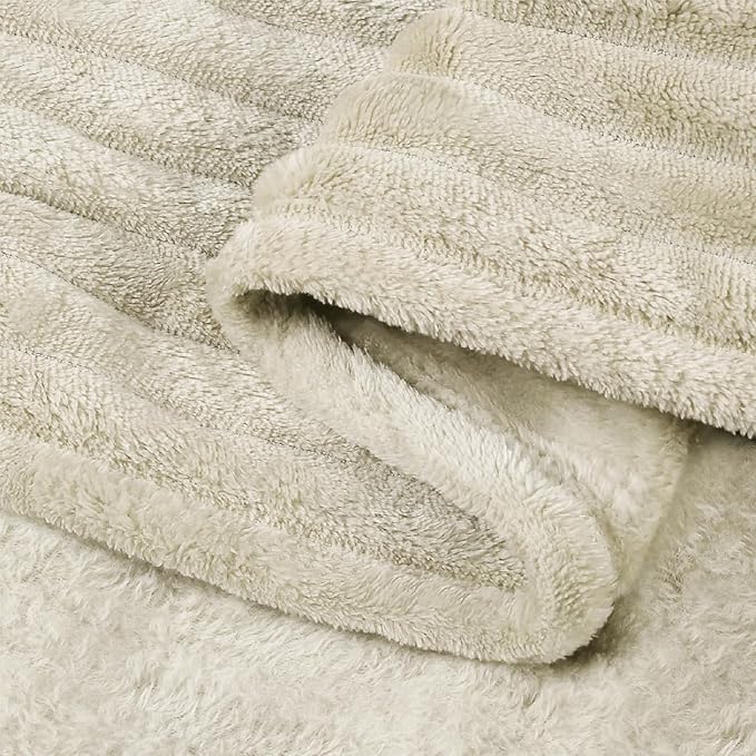 BEDELITE Ribbed Jacquard Beige Fleece Throw Blanket for Couch, 50x70 Inch | Soft Warm Decorative Fluffy Blanket, Cozy Plush Lightweight Fuzzy Throw Blanket for Bed Sofa Home Room Decor, Gift for Women