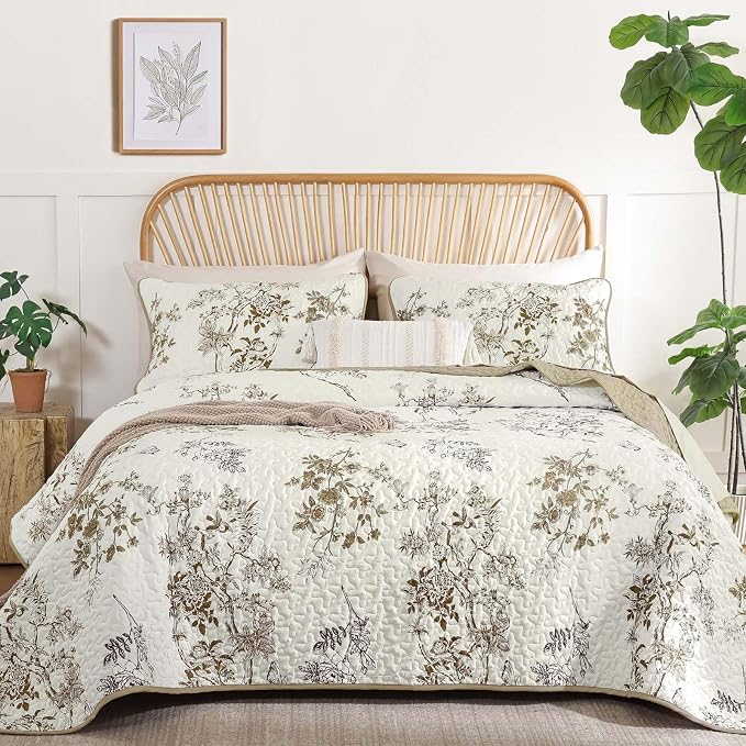 WONGS BEDDING Floral Quilt Set Queen,3 Pcs Brown Bedspreads Coverlets Set | Spring Summer Floral Farmhouse Bedspread with 2 Shams,Soft Microfiber Lightweight Coverlet for All Season 96"×90"