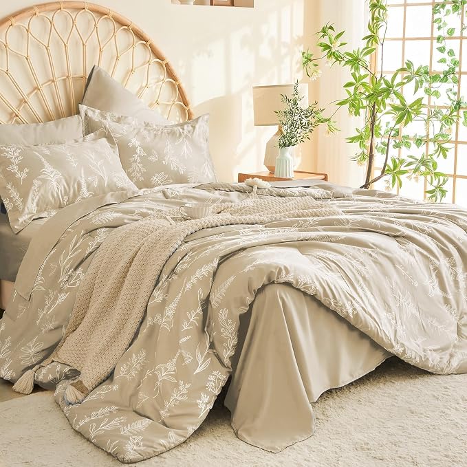 MUXHOMO Duvet Cover Twin/Twin XL Size Set, Reversible Floral Beige Duvet Cover with Zipper Closure, 2 Pieces Botanical Patterns Soft Microfiber Bedding Set with 4 Ties (68"x90", 1 Pillow Case)