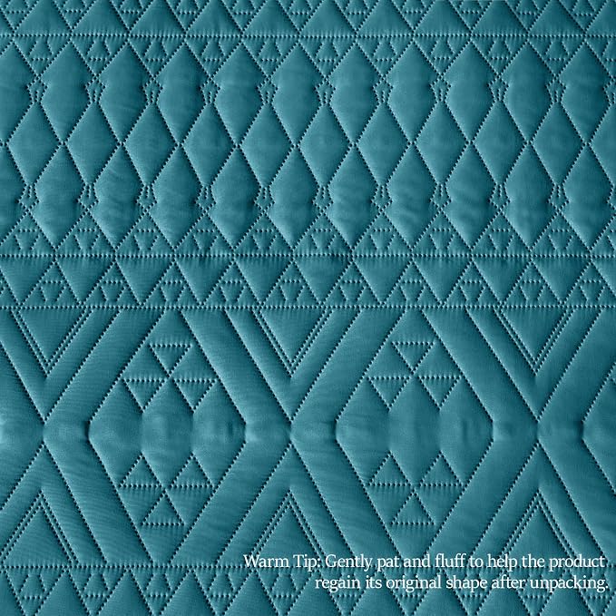 akkialla Full/Queen Quilt Set, Teal Lightweight Microfiber Bedspread Coverlet, Boho Geometric Pattern, Soft All-Season Bedding, 3-Piece (1 Quilt, 2 Pillow Shams)