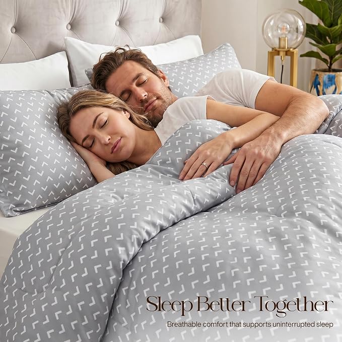 Utopia Bedding 3 Pc King Comforter Set, Printed Comforter, Arrows White | Comforter Set Includes Comforter (90x102) Inches, 2 Shams (20x36) Inches. Soft Microfiber Down Alternative, Machine Washable.