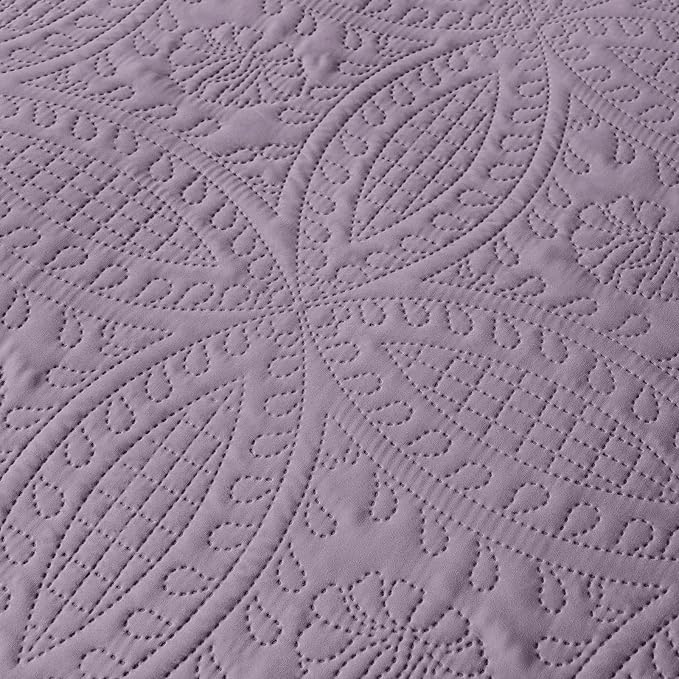 akkialla Grayish Purple King/Cal King Quilt Set, Ultrasonic Lightweight Bedspread Coverlet for Modern Minimalist Bedroom, Soft Microfiber Coin Pattern Bedding, 3-Piece (1 Quilt, 2 Pillow Shams)