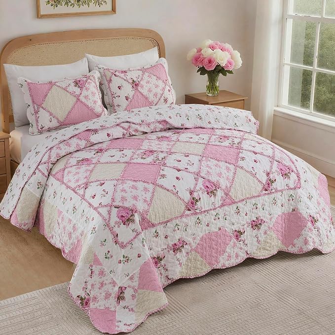 King Size Quilt Set Pink Floral Patchwork Quilted Bedspreads Coverlet Set | VIVILINEN 3-Piece Floral Reversible Stitched Quilt Bedding Set Lightweight Comforter Bed Cover Blanket with 2 Pillow Shams