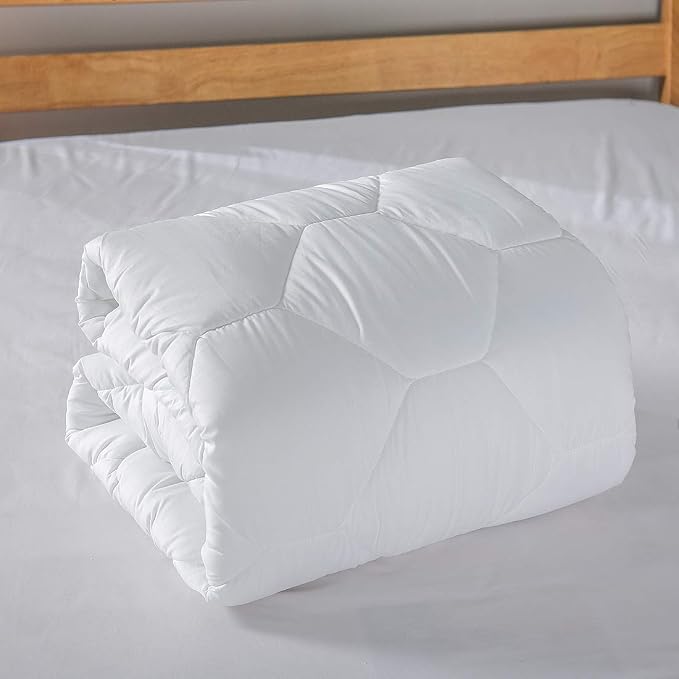 Favorland Twin XL Mattress Pad, 8-21" Deep Pocket Protector Ultra Soft Quilted Fitted Topper Cover Fit for Dorm Home Hotel -White