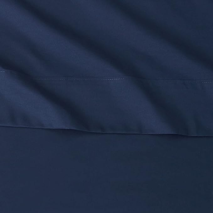 Amazon Basics Lightweight Super Soft Breathable Brushed Microfiber 4 Piece Bed Sheet Set with 14-Inch Deep Pockets, Wrinkle Resistant, Queen, Navy Blue, Solid