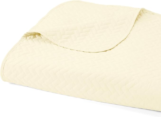 Merit Linens Classic Quilt Coverlet Soft Set in Herringbone Stitching - King/Cal-King Yellow