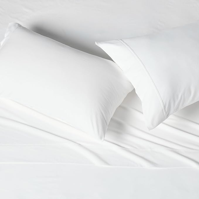 Amazon Basics 100% Cotton Jersey Bed Sheet Set, Breathable, Machine Washable, All-Season, King, White, Solid