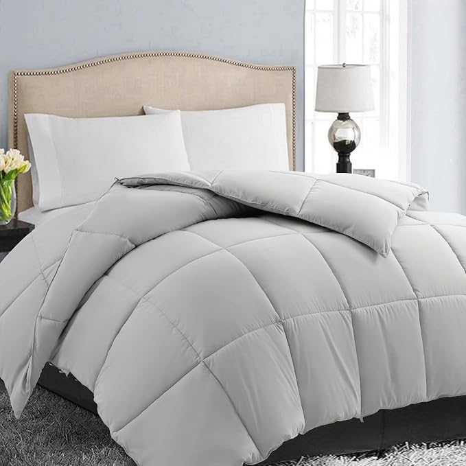 EASELAND Queen Size Down Alternative Comforter, Light Grey, 88x88 Inches | Quilted Duvet Insert for All Seasons, Soft Lightweight Bedding with Corner Tabs, Breathable Machine Washable Hotel Quality