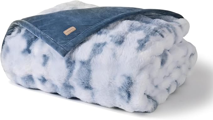EverGrace Faux Rabbit Fur Bubble Throw Blanket, 60"x80", Cloud Blue | Ultra Soft, Luxury Faux Rabbit Fur Throw, Thick Warm Bubble Blanket, Cozy Fluffy Reversible, for Bed, Couch, Chair, Sofa