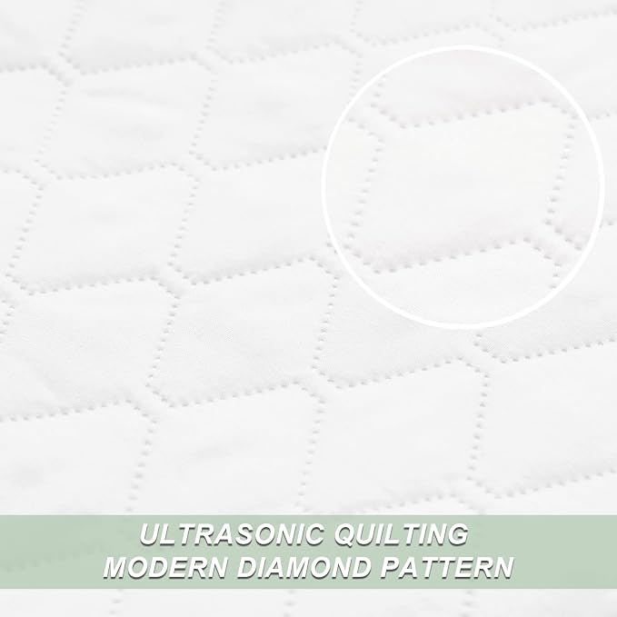 Exclusivo Mezcla Reversible King Size Quilt Bedding Set, White | Lightweight Bedspreads with 2 Pillow Shams, Soft Microfiber, All Season Bed Coverlets for Bedroom Guest Room, 104x96 Inch