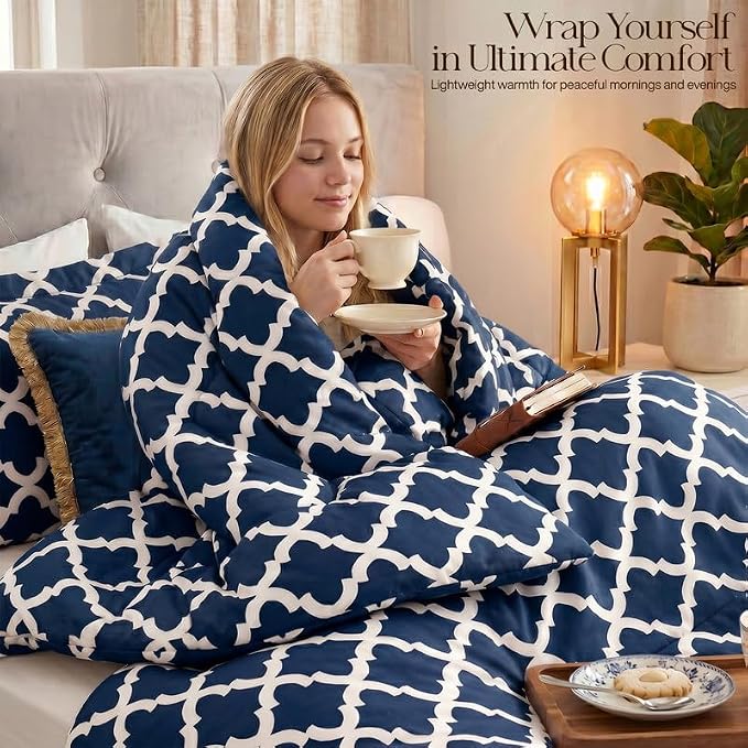 Utopia Bedding 2 Pc Twin Comforter Set, Printed Comforter, Navy | Comforter Set Includes Comforter (64x88) Inches, 1 Sham (20x26) Inches. Soft Microfiber Down Alternative, Machine Washable.