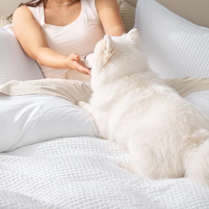 PHF Waffle Duvet Cover California King, Soft & Breathable, 104"x98", White | 300GSM Fabrie，No Snagging Textured Honeycomb Comforter Cover for All Season 3pcs, Durable Bedding Duvet Set, Home Decor Gift