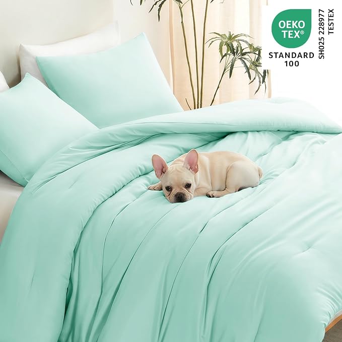 King Comforter Set, 3 Pieces Down Alternative Bedding, Mint Green | 270 GSM All Season Comforter with 4 Corner Ties for Use as a Duvet Insert, OEKO-TEX Certified, 2 Pillowcases, 102 x 90 in