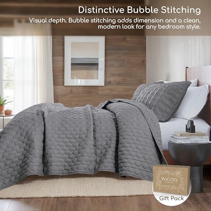 WDCOZY Oversized California Cal King Size Quilt Bedding Sets with 2 Pillow Shams, Dark Grey Lightweight Soft Bedspread Coverlet Bed Cover, All Season Spring Summer, 3 Pieces, 116x106 inches