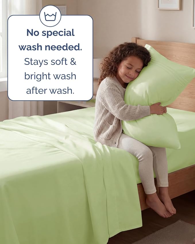 Twin Size 3 Piece Sheet Set - Comfy Breathable & Cooling - Light Sage Green | Hotel Luxury Bed Sheets for Women & Men, Deep Pockets, Easy-Fit, Extra Soft and Wrinkle Free Sheets, Oeko-Tex Bed Sheet Set