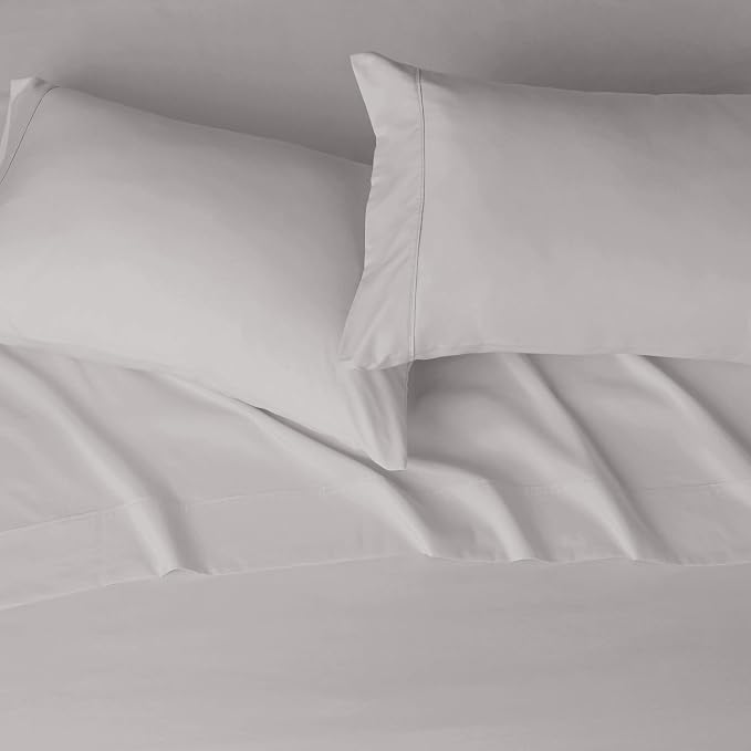 Amazon Basics Lightweight Breathable, Ultra-Soft, Wrinkle-Free Luxury Microfiber 4-Piece Bed Sheet Set with 14-Inch Deep Pockets, Full, Light Gray, Solid