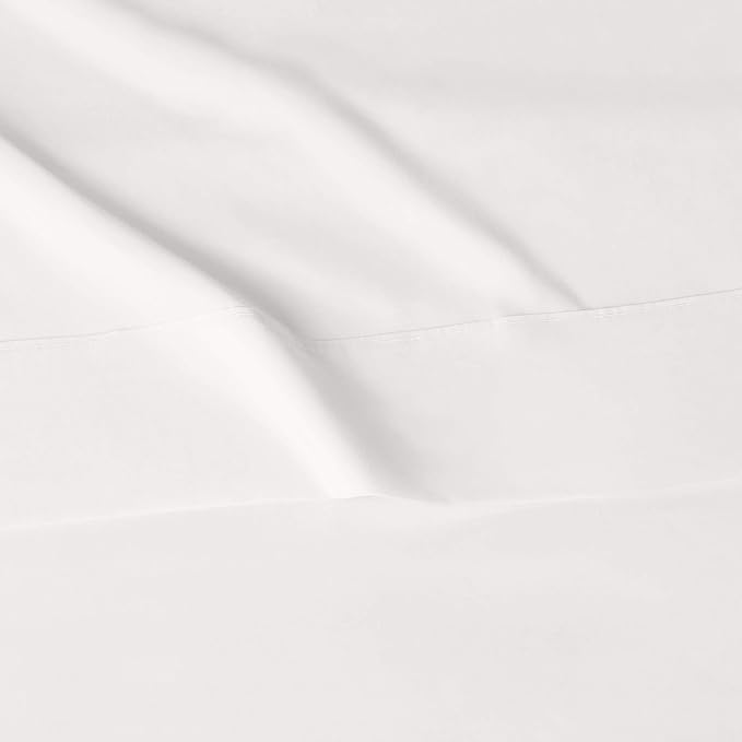 Amazon Basics Lightweight Ultra-Soft, Breathable, Wrinkle Free Brushed Microfiber 3 Piece Bed Sheet Set with 14-Inch Deep Pockets, Twin XL, Cream, Solid