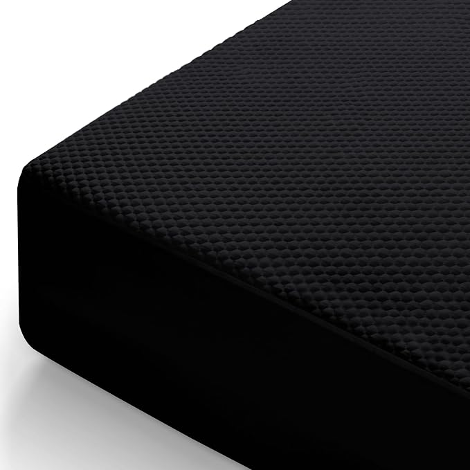 OhGeni 100% Waterproof Mattress Protector,Queen Size Mattress Soft Pad,Pet Hair & Bedwetting Resistant,Cooling Breathable Fitted Sheets,Washable Bed Cover Over 99 pcs Hex Filled Bumps,Black
