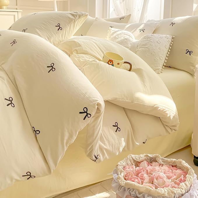Nayoroom Bow Duvet Cover Queen Size Reversible Aesthetic Duvet Cover 3 Pieces Soft Lightweight Microfiber Kids Girls Cute Dorm Bedding Set, White/Yellow