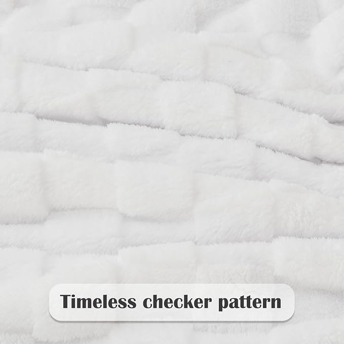 NEWCOSPLAY 3D Checkered Flannel Twin Blanket, White Checkered, 60"x80" | Super Soft Cute Lightweight Decorative Premium Silky Fleece Blanket for Couch Sofa Bed, Gift for Women Men, All Season Use