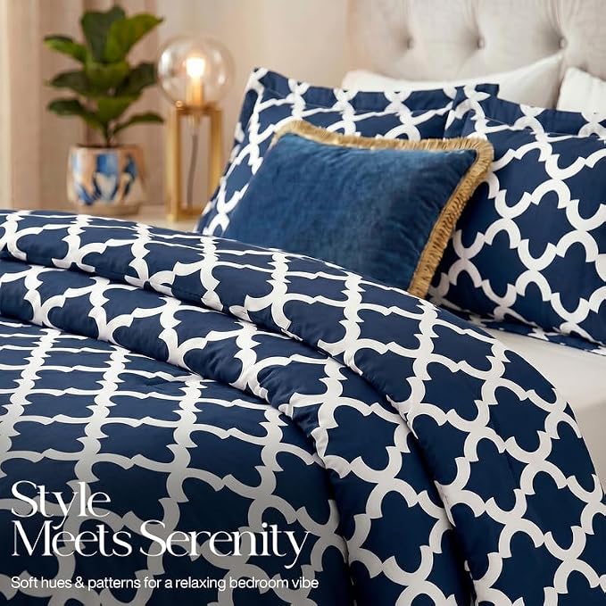 Utopia Bedding 3 Pc Queen Comforter Set, Printed Comforter, Navy | Comforter Set Includes Comforter (88x88) Inches, 2 Shams (20x26) Inches. Soft Microfiber Down Alternative, Machine Washable.
