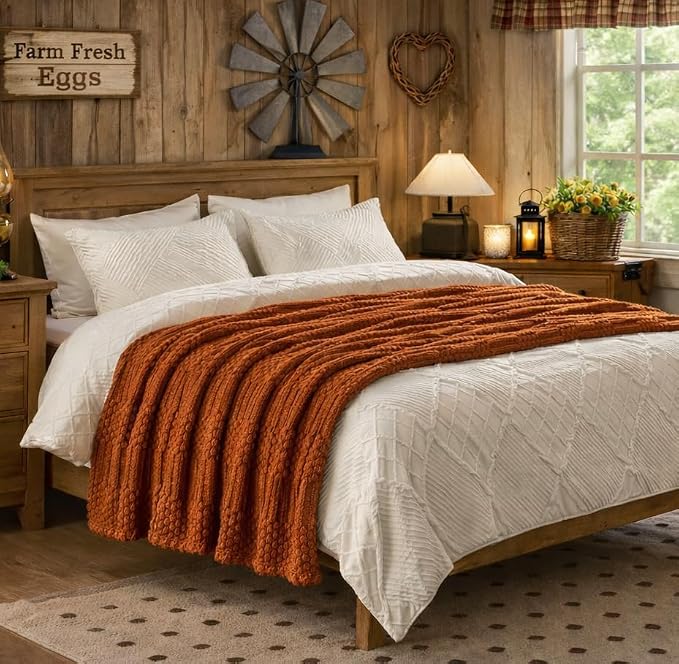 Rust Throw Blanket - Soft & Fluffy Fleece, Cute & Aesthetic, Perfect for Sofa, Couch, Chair, Bed, Living Room & Bedroom, All-Season Use, Plush & Cozy Decorative Blanket