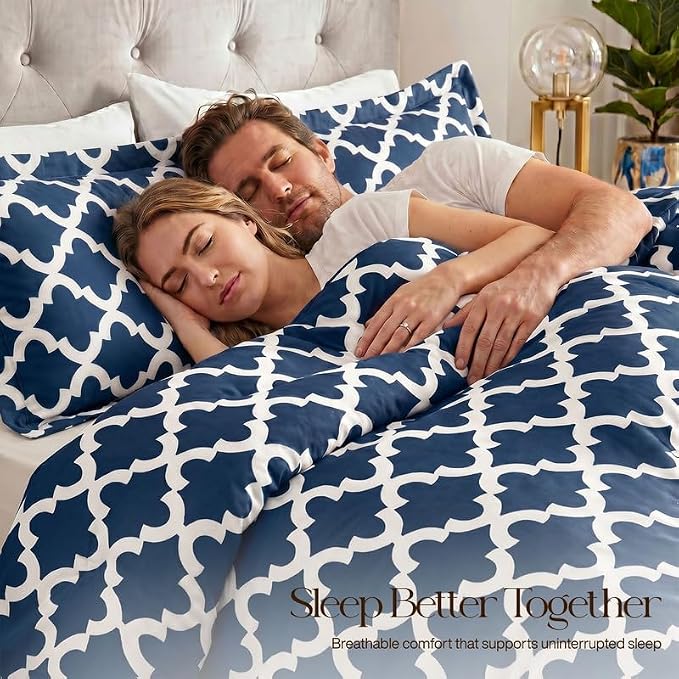 Utopia Bedding 3 Pc Queen Comforter Set, Printed Comforter, Navy | Comforter Set Includes Comforter (88x88) Inches, 2 Shams (20x26) Inches. Soft Microfiber Down Alternative, Machine Washable.
