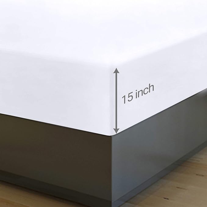 Utopia Bedding Queen Fitted Sheets - Bulk Pack of 6 Bottom Sheets - Soft Brushed Microfiber - Deep Pockets - Shrinkage & Fade Resistant - Easy Care (White) | Hotel Comfort, Cooling & Breathable Cotton like Polyester, Easy Fit, Wrinkle & Fade Resistant,...
