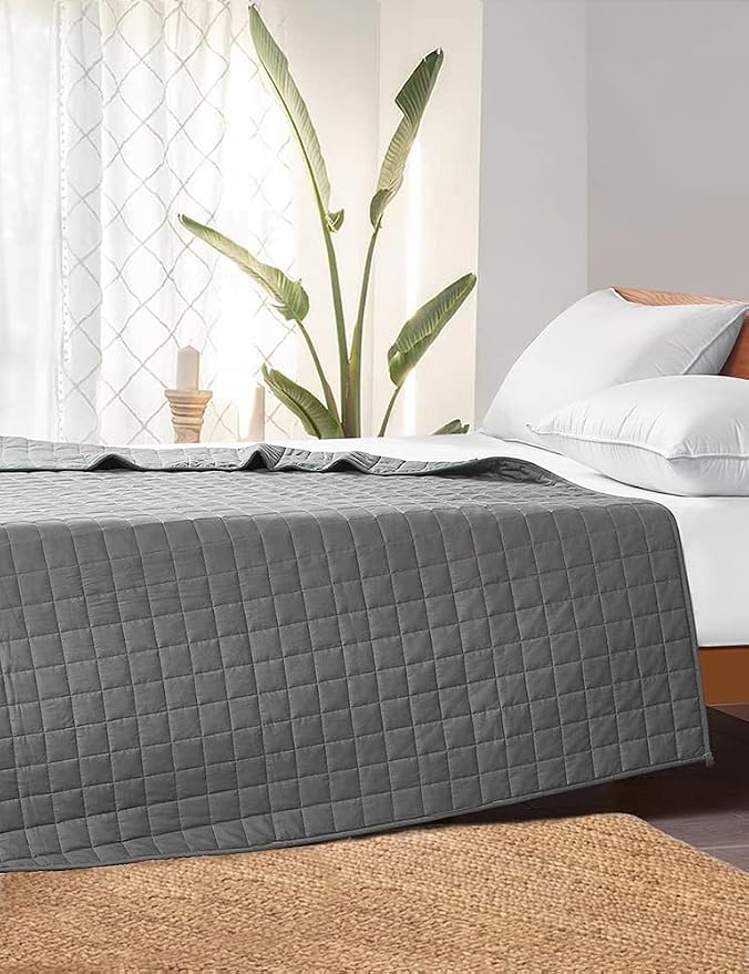 YnM Cotton King Size Weighted Blanket for Adults (88x104 Inches, 25 Pounds, Light Grey), Smallest Compartments with Cooling Glass Beads,Heavy Blanket for Two Persons of 110~190lbs on Queen or King Bed