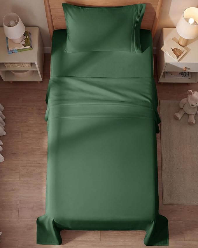 Twin Size 3 Piece Sheet Set - Breathable & Cooling Sheets - Emerald Green | Hotel Luxury Bed Sheets for Women & Men, Deep Pockets, Easy-Fit, Extra Soft and Wrinkle Free Sheets, Oeko-Tex Bed Sheet Set