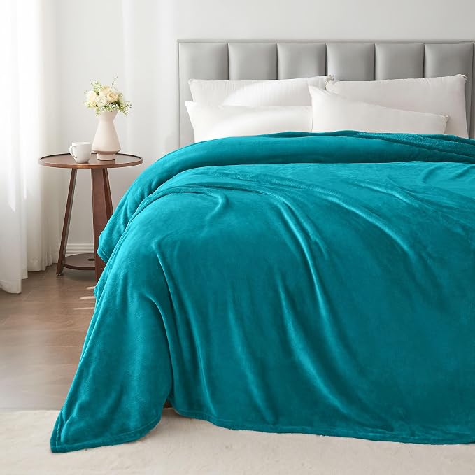 BEDELITE Fleece Blanket Soft Plush King Size Bed Blanket Teal Blue 108"x90" | Ultra Soft Fleece, Plush Microfiber, Lightweight Warmth, All Season Comfort, Fade Resistant, Machine Washable