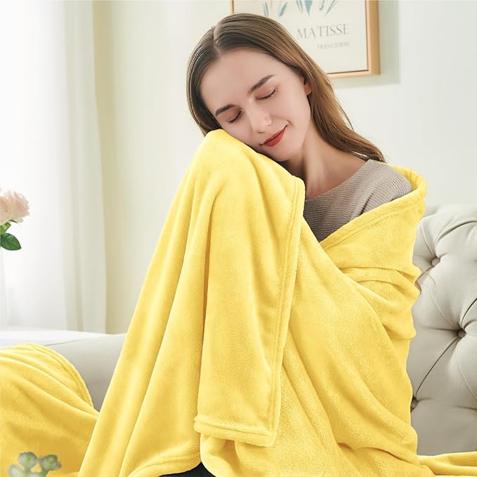 BEDELITE Fleece Blanket Soft Plush Throw for Couch Light Yellow 50"x60" | Ultra Soft Fleece, Plush Microfiber, Lightweight Warmth, All Season Comfort, Fade Resistant, Machine Washable, Couch Sofa Bed