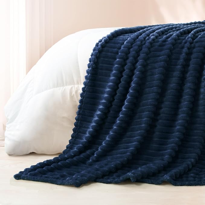 Exclusivo Mezcla Striped California King Size Fleece Blanket for Bed | Soft Breathable Cozy Bed Blankets, Lightweight Plush Fluffy Fuzzy Jacquard Decorative Blankets
