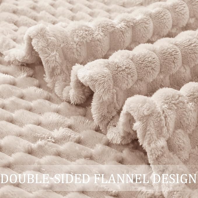 Exclusivo Mezcla 3D Fleece King Size Blanket for Bed, Camel | Extra Soft Fuzzy Plush Lightweight Bed Blankets, Cozy Fluffy Decorative Blankets for All Seasons, 90x104 Inches
