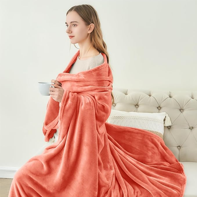 BEDELITE Fleece Blanket Soft Plush Twin Size Blanket Coral Red 60"x80" | Ultra Soft Fleece, Plush Microfiber, Lightweight Warmth, All Season Comfort, Fade Resistant, Machine Washable, Couch Sofa Bed