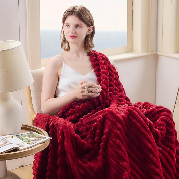 NEWCOSPLAY Fleece Ribbed Cozy Queen Blanket for Couch, Red, 90"x90" | Premium Silky Flannel Blanket, Soft Lightweight Fluffy Throw Blanket for Bed Sofa Decor, Gift for All Season Use