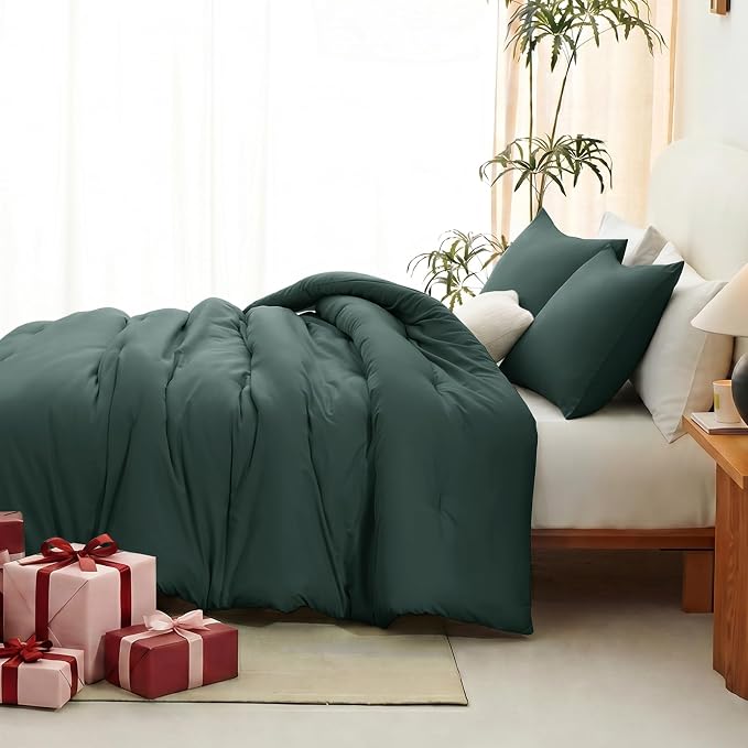 California King Comforter Set 3 Pieces Forest Green Quilted Bedding | 270 GSM Down Alternative Fill, 4 Corner Ties for Duvet Insert Use, All Season, OEKO-TEX Certified, 2 Pillowcases, 104 x 96 in