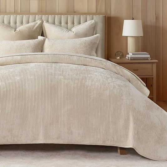 EverGrace Striped Channel Velvet Quilt Set, Queen Size, Light Sand | Luxurious Soft Lightweight Velvet Comforter, Oversized Bedspread Coverlet, Quilted Bedding Set for All Season, with 2 Shams