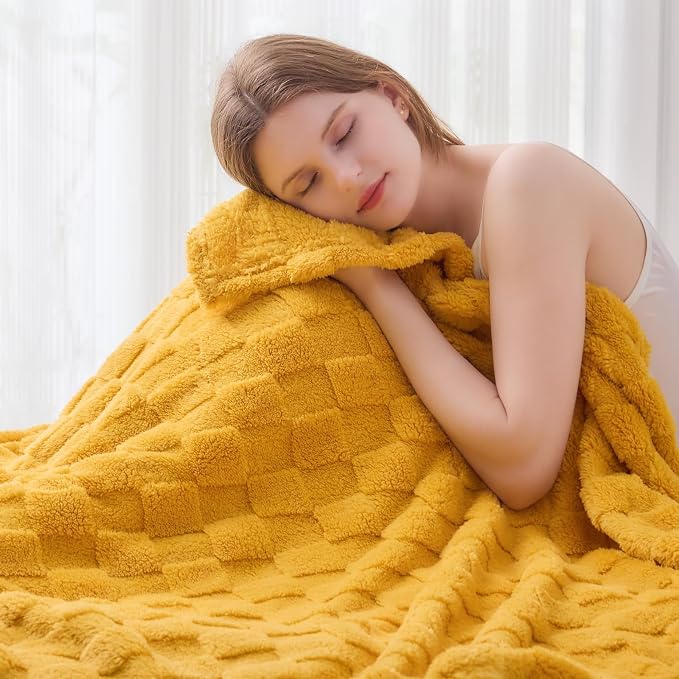 NEWCOSPLAY 3D Checkered Flannel Throw Blanket, Mustard Yellow, 50"x70" | Super Soft Cute Lightweight Decorative Premium Silky Fleece Blanket for Couch Sofa Bed, Gift for Women Men, All Season Use