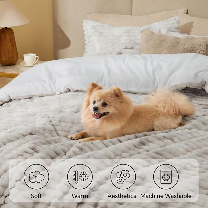 BEDELITE Fleece Queen Comforter Set, Fluffy Bed Set, Grey&White | Super Soft & Warm Bedding, Luxury Fuzzy Faux Fur Comforter for Winter, Heavy Plush Bedding, with 2 Pillowcases