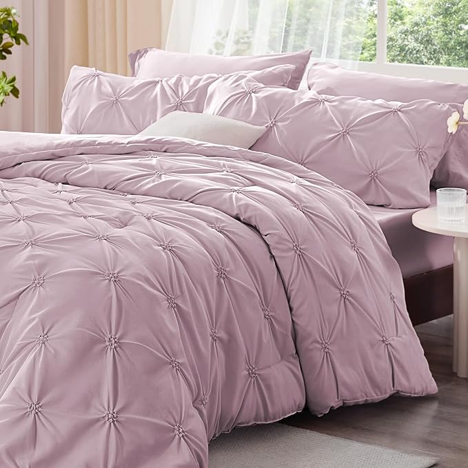BEDELITE Queen Comforter Set Light Purple,Lightweight & Soft Comforter | Pintuck Boho Bedding, Warm & Cute Bed Set for All Season,With 2 Pillowcases