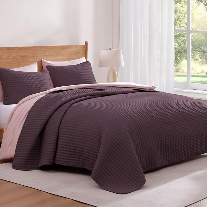 Queen Quilt-Lightweight Bedspreads Plum Queen Size Quilt Bedding Set | Soft Coverlet with 2 Pillow Shams for All Seasons, Suitable for Bed, Couch, 3 Pieces, 90"x94"